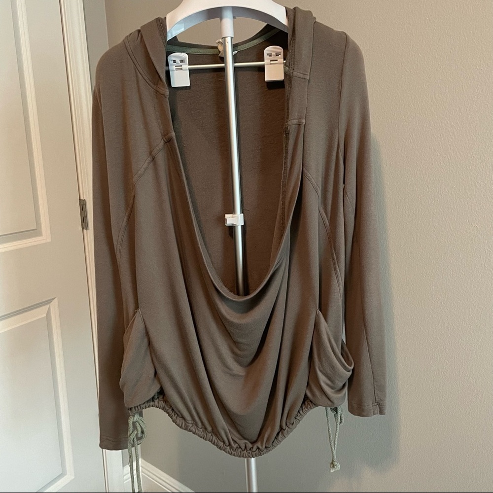 Olive/tan drape top with drawstring bottom and pocket’s